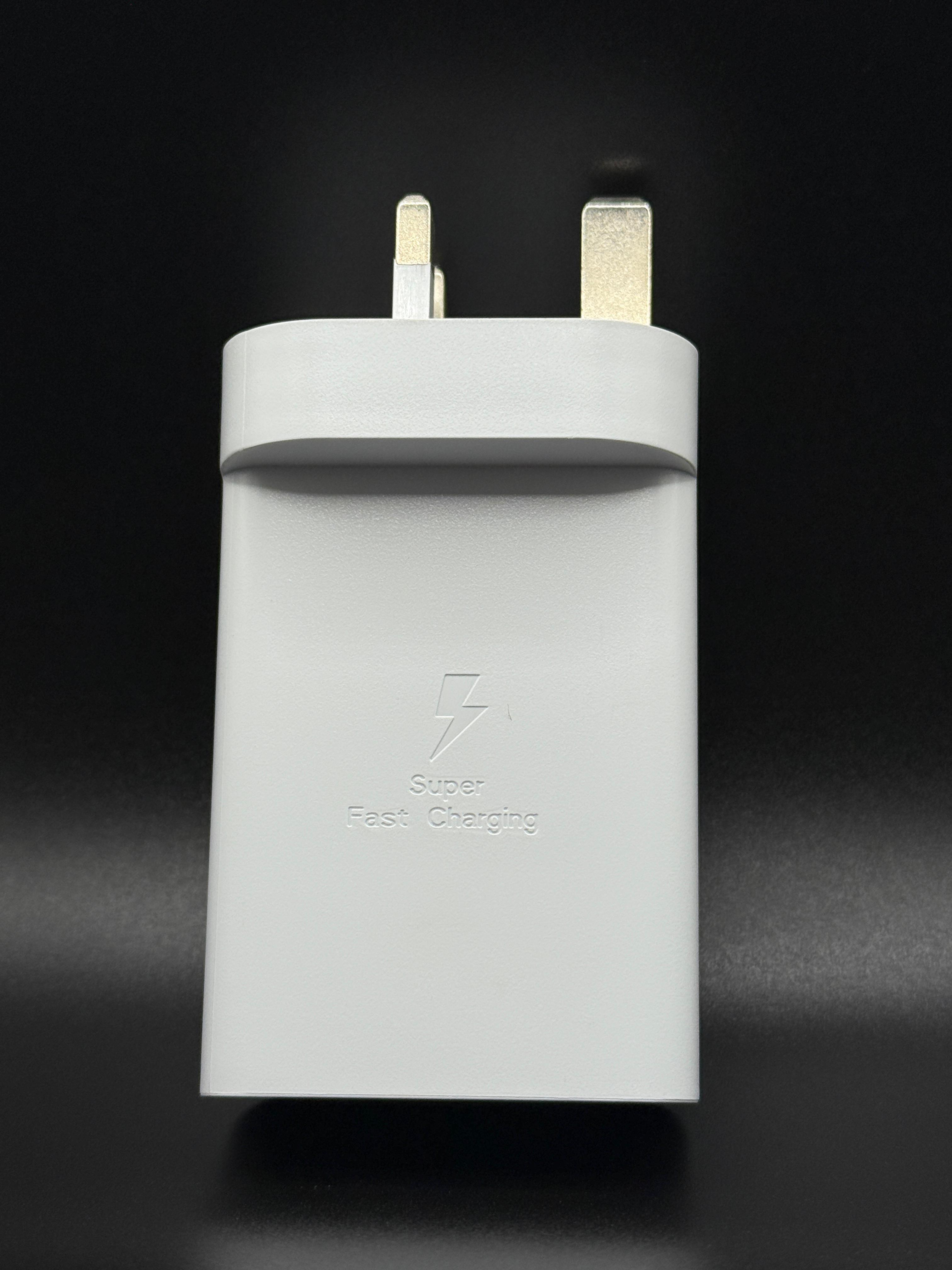 EDEN 65W Triple-Port Fast Charging Adapter – Dual USB-C + USB-A | Smart Power Distribution | Premium Build