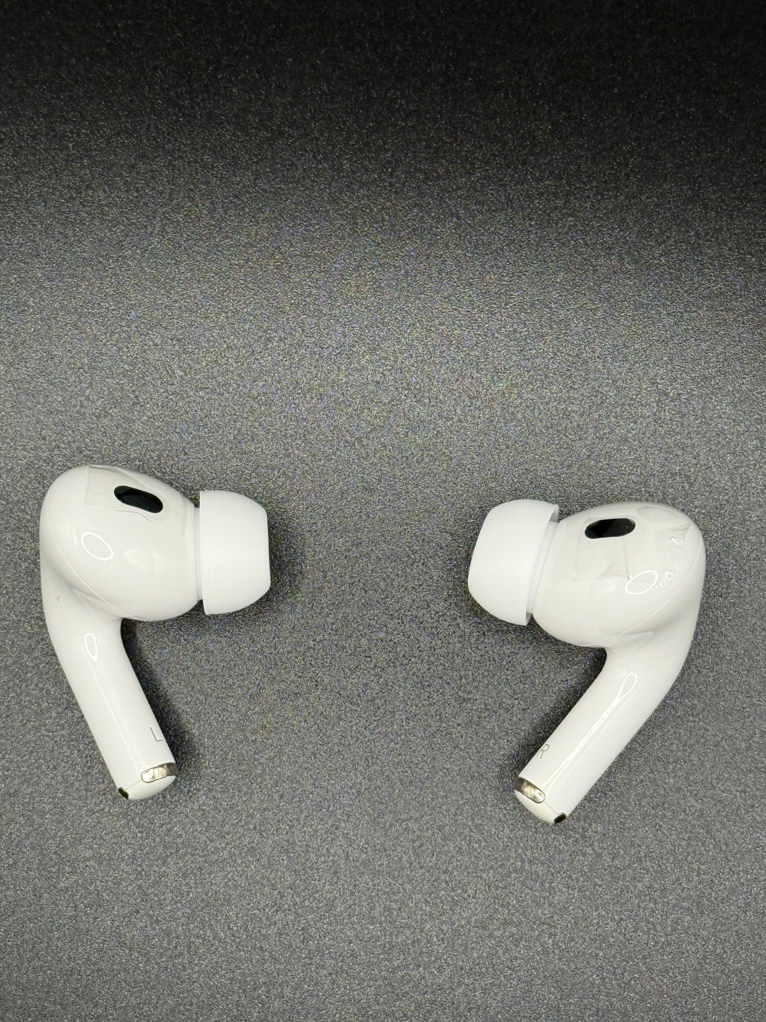 EDEN True Wireless Earbuds – Smart Main-Secondary Switching | Touch Control | Wireless Charging Case
